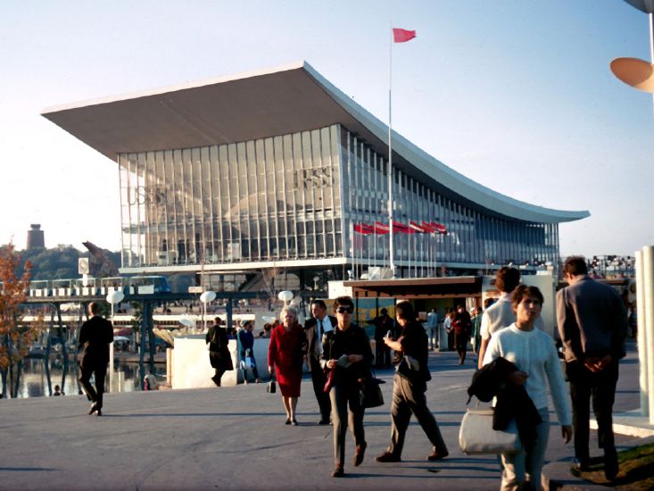 Expo 67, Montreal, September 1967. Soviet pavilion